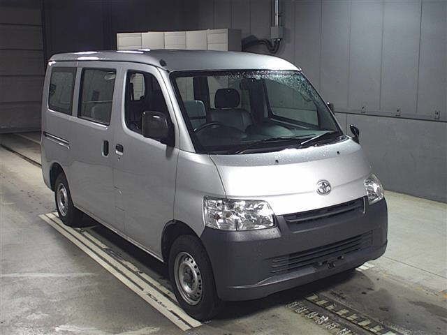 2445 Toyota Town ace van S402M 2019 г. (JU Gifu)